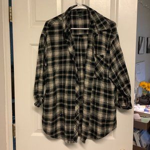 Wild Fable Black and White Plaid Flannel With Pockets
